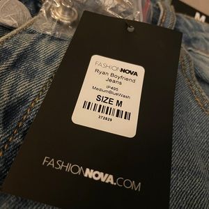 Brand New Fashion Nova Boyfriend Jeans!!!